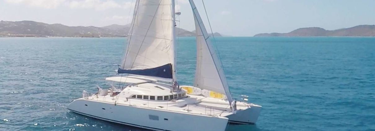 Charter catamaran TABULA RASA